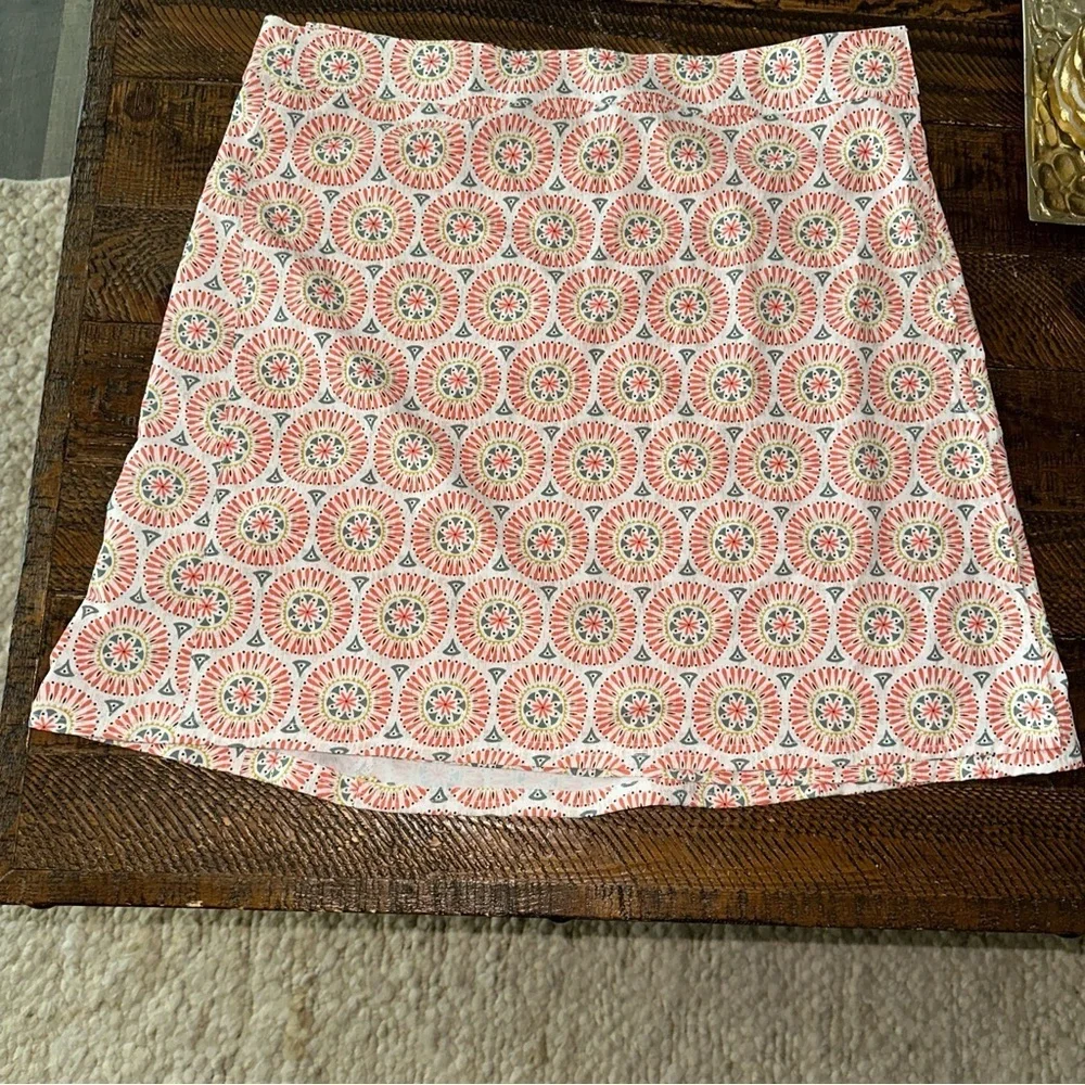 RipSkirt Hawaii Women's wrap medallion Print Size large Excellent Condition Sz L